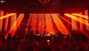 Màn hình LED trong suốt tăng vẻ đẹp thẩm mỹ cho sân khấu