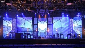 Màn hình LED trong suốt – quảng cáo truyền thông