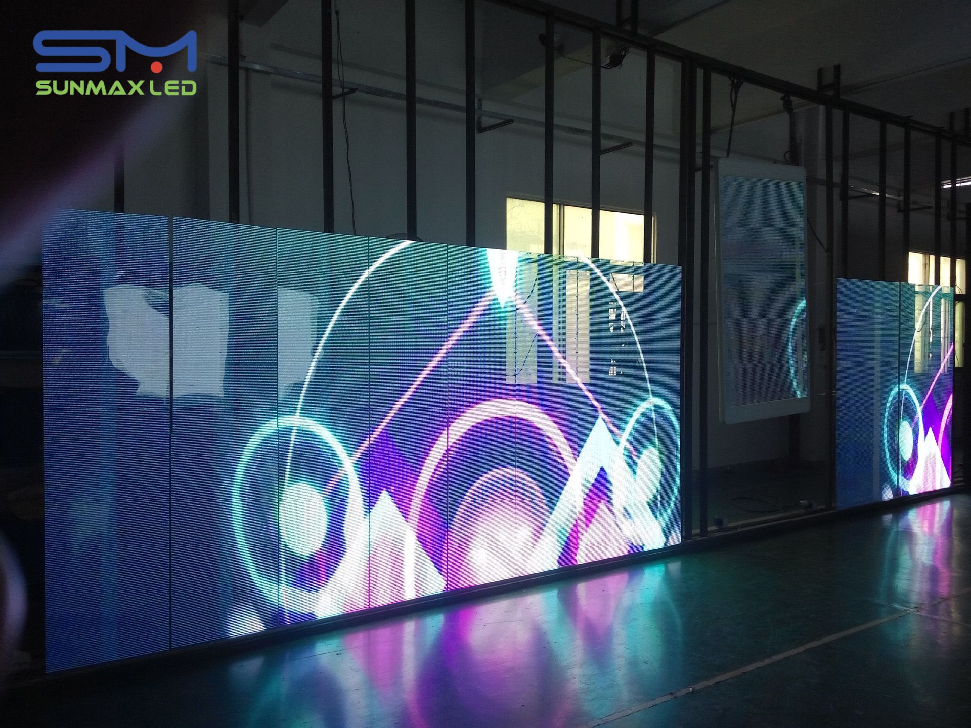 địa chỉ bán màn hình led trong suốt