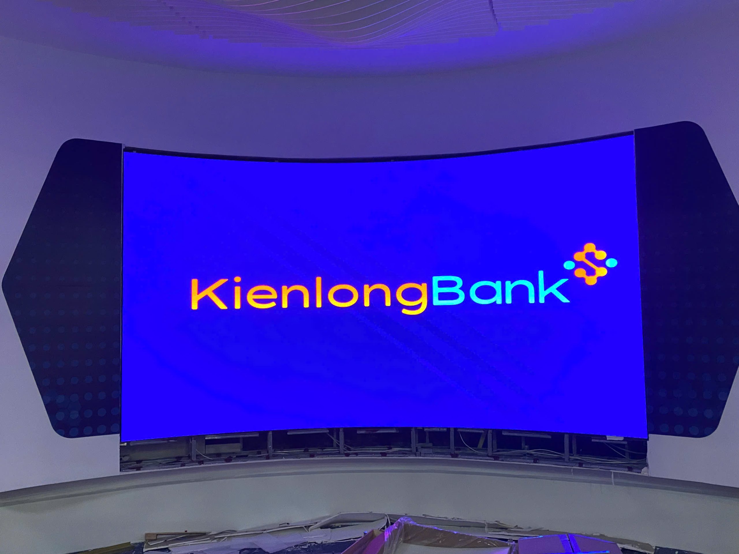 Màn hình LED cong P2 